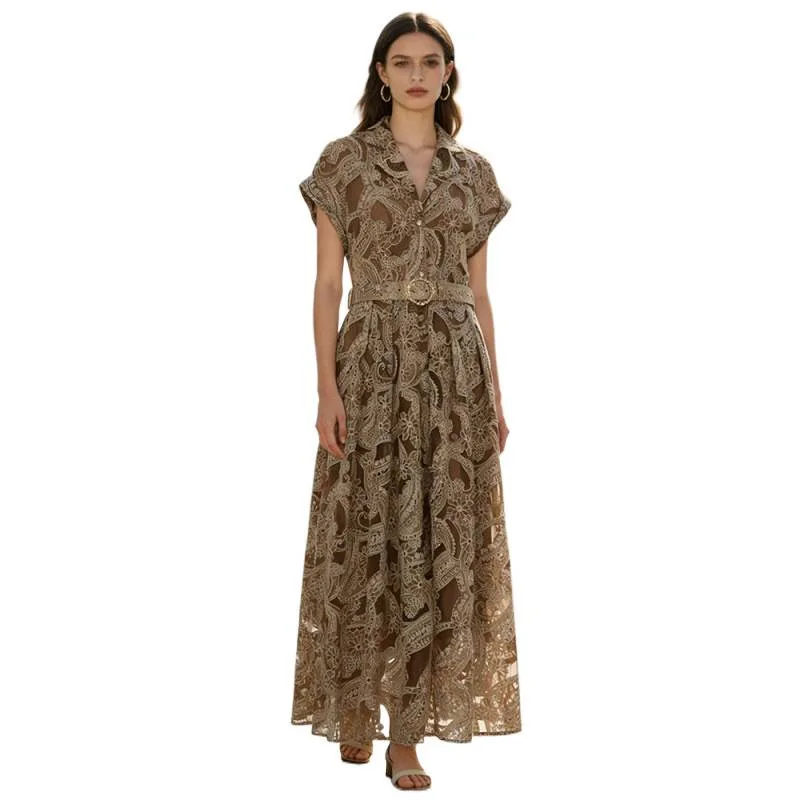 Ele Kant Geborduurde Bloemen Pak Kraag Dr Knop Taille Cinched Lange Dr Nieuwe Vakantie Sle Hoge Taille Zijde Materiaal