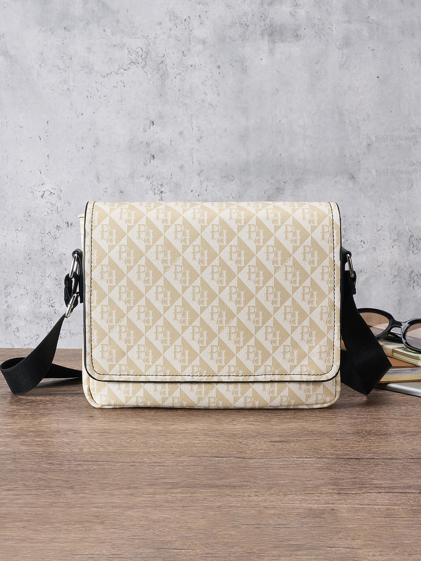 

​​26cm Men's Geometric PU Crossbody Bag - Pebble Texture Chest Pack w/ Phone Pocket, Fits 10" Tablet (Adjustable Strap)​​