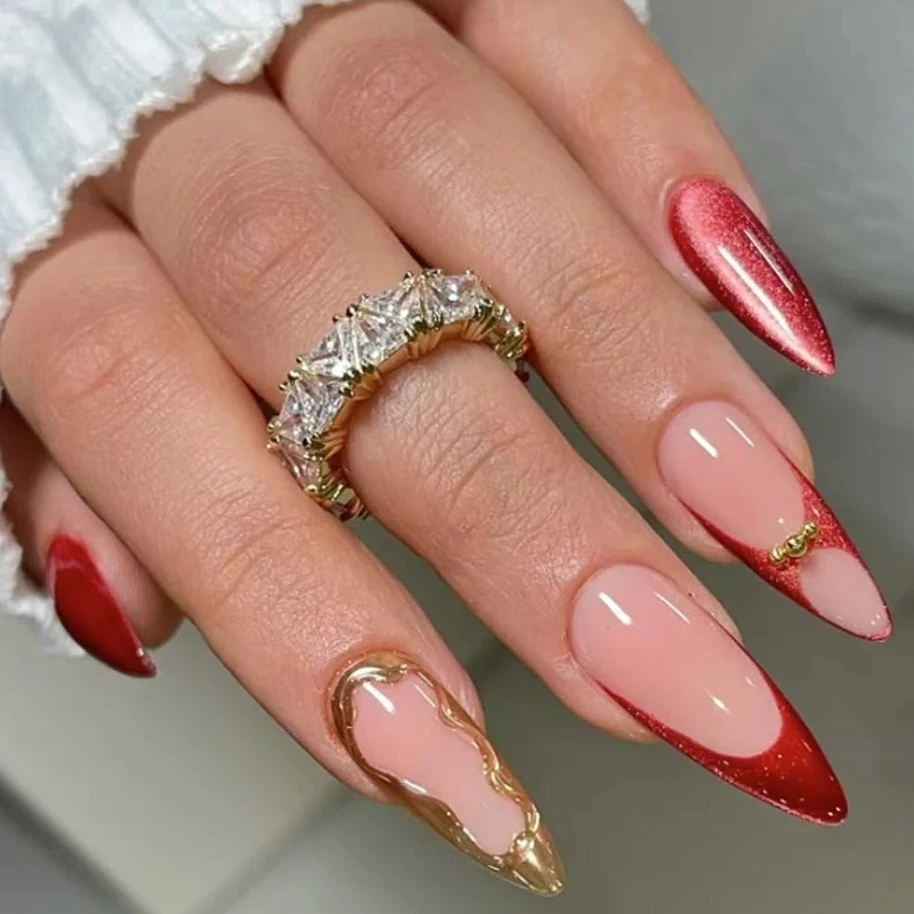 

Red Cat Eye Glitter Powder Gold Metal Line Hyperbole Butterfly Rhinestone Long Pointed Fake Nails False Nails Art Press on Nails