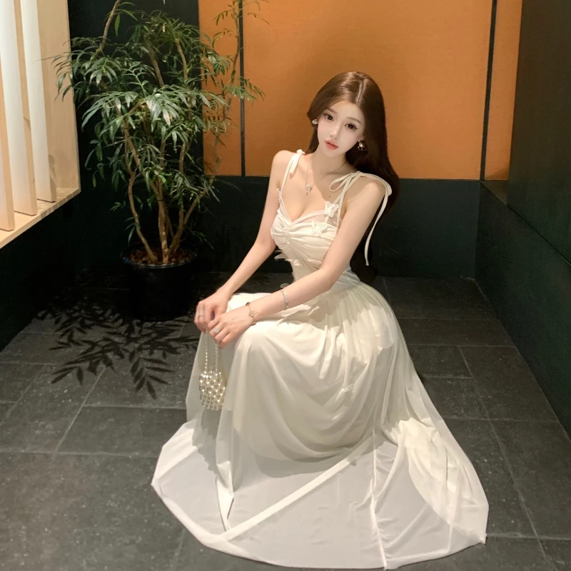 الفرنسية ثلاثية الأبعاد فراشة أنيقة ثوب مسائي المرأة تول السباغيتي حزام فستان طويل ضوء فاخر مأدبة الخطوبة فستان رسمي