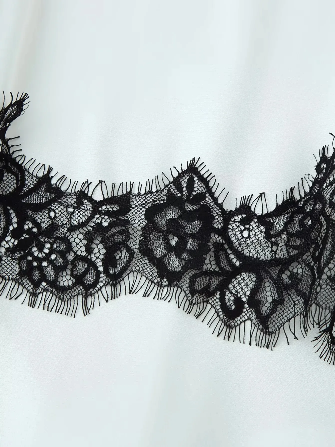 Elegante Damen-Bluse mit Spitzenbesatz und Kontrast-Schal-Design, Schicke Langarm-Bluse mit Taillenschnürung und Rundhalsausschnitt für Alltag und Dates – Detail 4