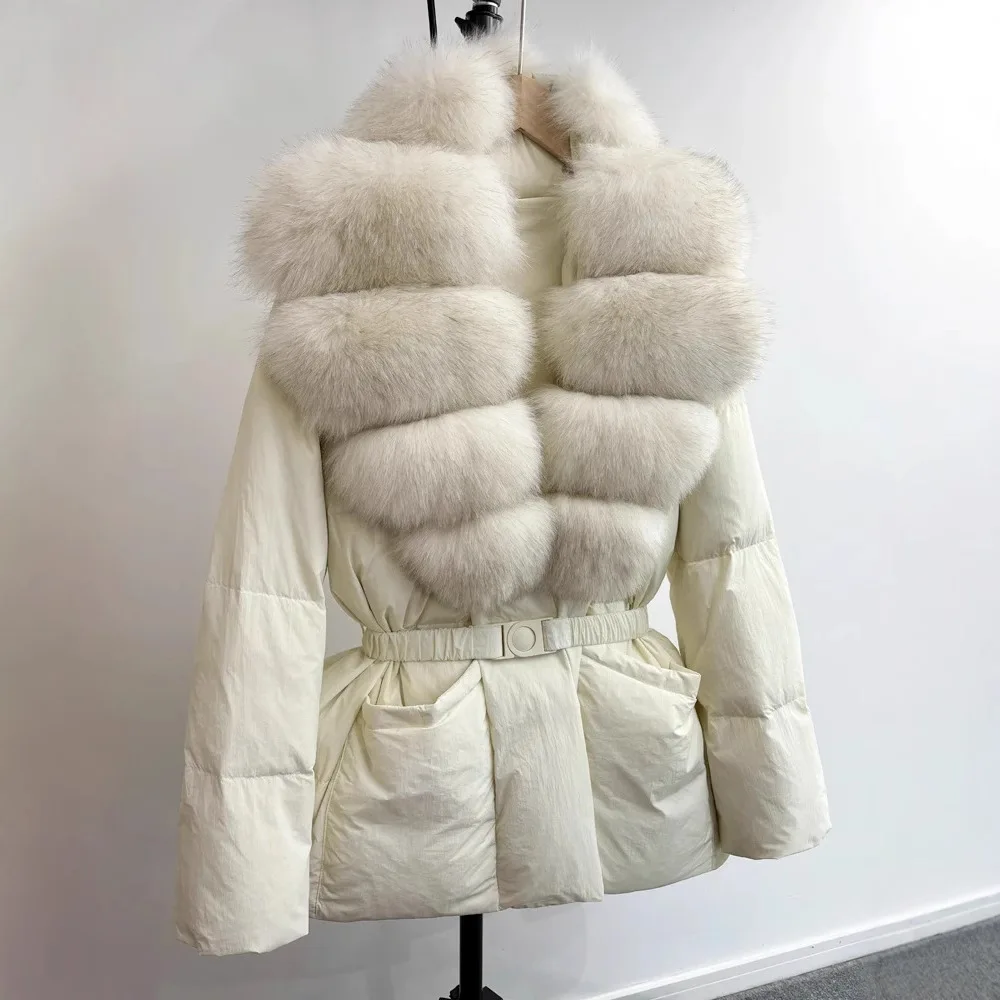 ملابس نسائية لعام 2025 بياقة كبيرة من الفرو ورباط قصير وخصر للأسفل سترة شتوية جديدة 0920