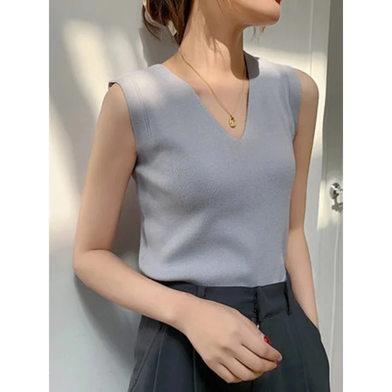 2024 Summer women knitted tops women thin basic casual tank tops V-neck tees sleepveless top for woman