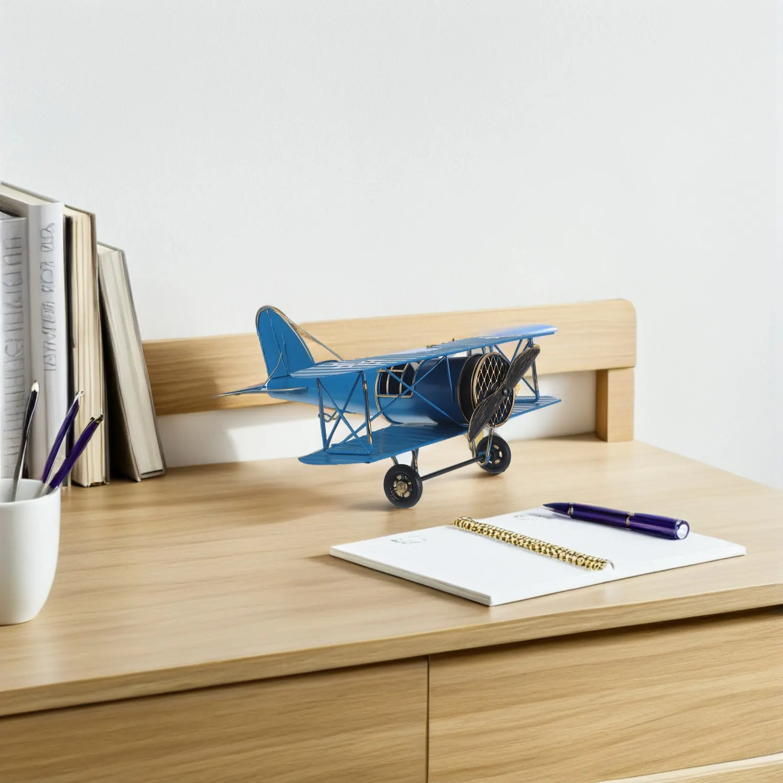 

Ретро-самолет: винтажный металлический авиамодель для декора дома и офиса, классический дизайн, уникальный премиум-подарок