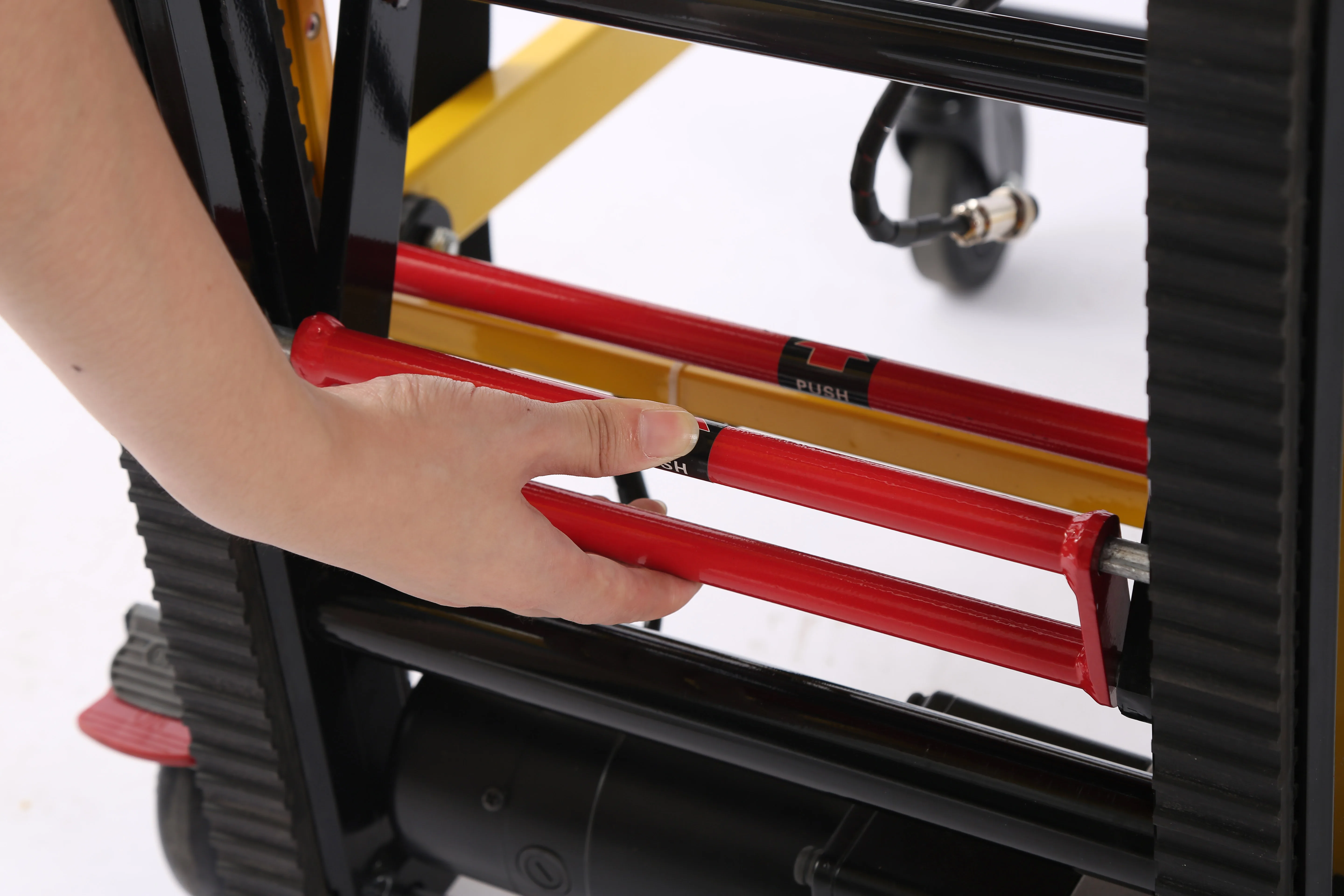 EMSS سبائك الألومنيوم الكهربائية درج تسلق عربة نقل المركبات مع مصباح ليد الأثاث المحرك الكهربائية + عربة