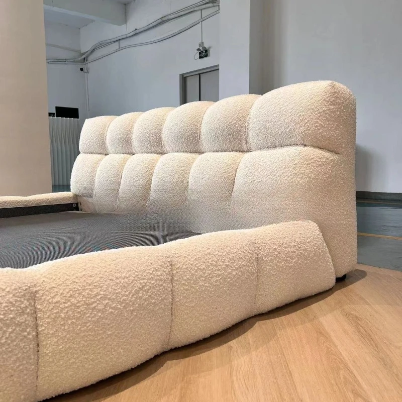 Vintage cream style double bed, tatami mat, master bedroom, cloud puff bed, modern simple fabric, French princess bed