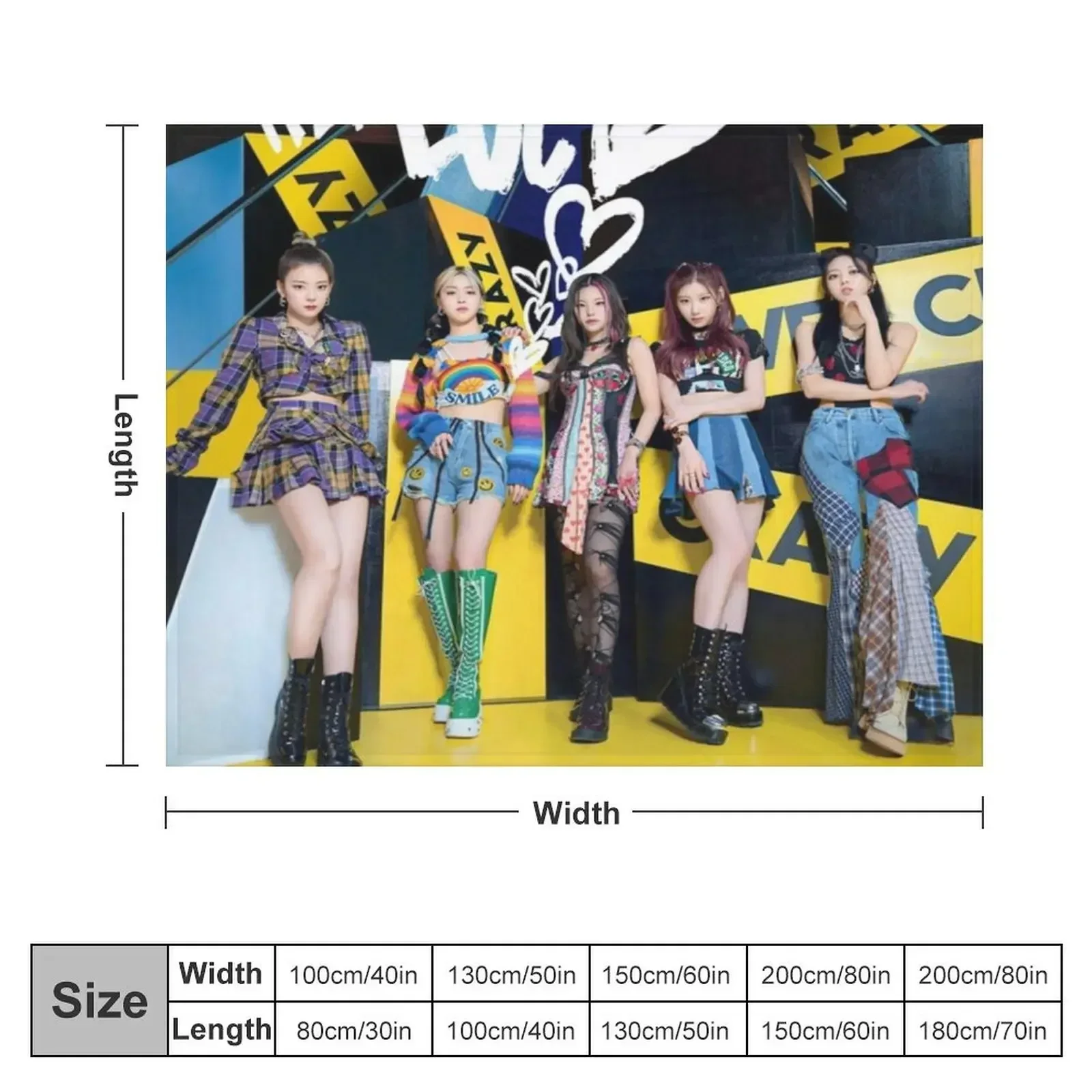 ITZY Crazy In Love Poster Throw Blanket for winter christmas decoration Blankets