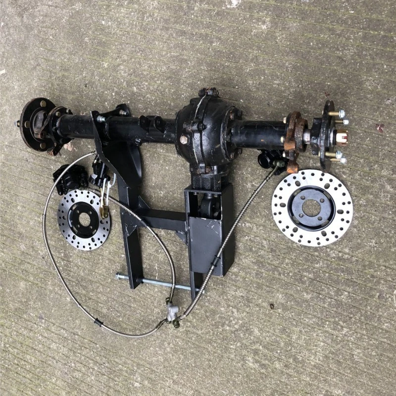 Rear axle of modified inverted three-wheeled motorcycle, big bull beach car shaft drive, with difference counter