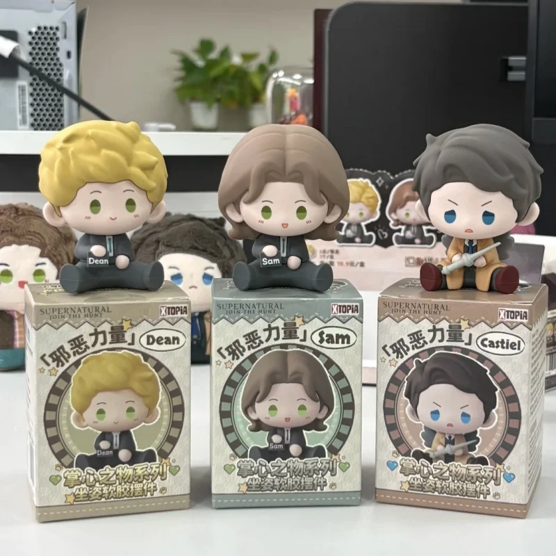 Figura de Personagem Supernatural Dean Sam Castiel Coleção Palm Sentado em Assento Ornamento de Plástico Macio Presentes Periféricos de TV para Fãs de SPN