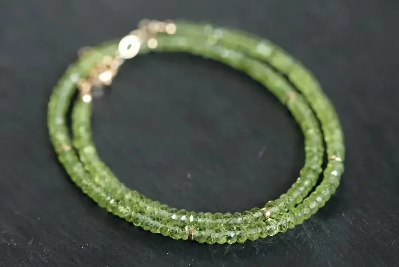 Collar de peridoto Collar de cuentas de peridoto Gargantilla Collar de cuentas, Collar de cuentas de perlas, Collar de peridoto natural