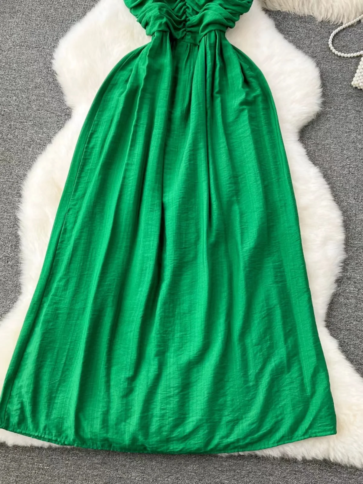 Vestido verde elegante de alta gama con tirantes finos para mujer, vestido largo plisado sin tirantes para vacaciones, novedad de verano 2024