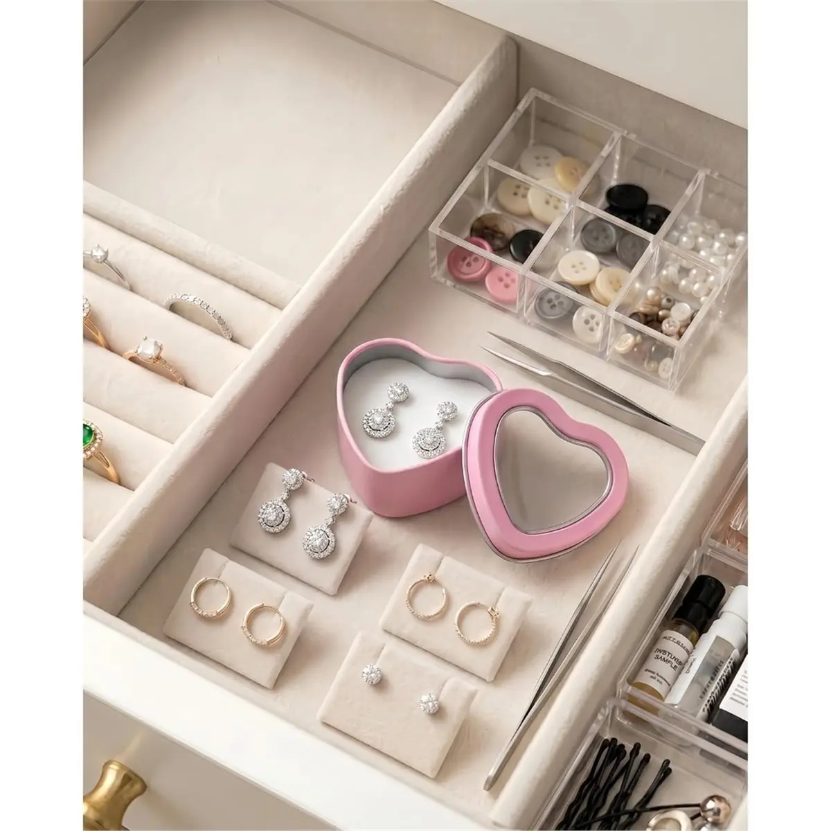 25 Pack Heart Shaped Tins with Clear Window Lids,2.5 Oz Empty Candle Tins 2.3x2.4x1.1 Inches, Tin with Lids for Lip Balm