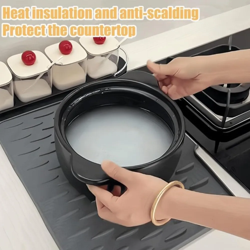Silicone Kitchen Drainage Mat Sloped Non-Slip Base Countertop Drain Mat Heat Resistant Multi-Function Silicone Drain Mat