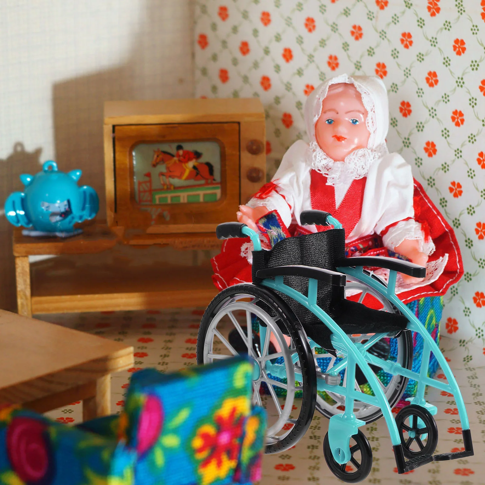 Toy Realistic Mini Wheelchair Dolls Toys Dollhouse Accessory Miniature Decor Nail Decoration Model Decorations