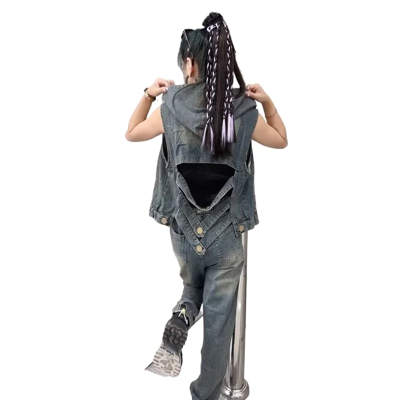 2026 Women's Spring and Autumn Backless Denim Vest with Hat, Stylish and Slimming Korean Style, Trendy and Lightweight Pullover