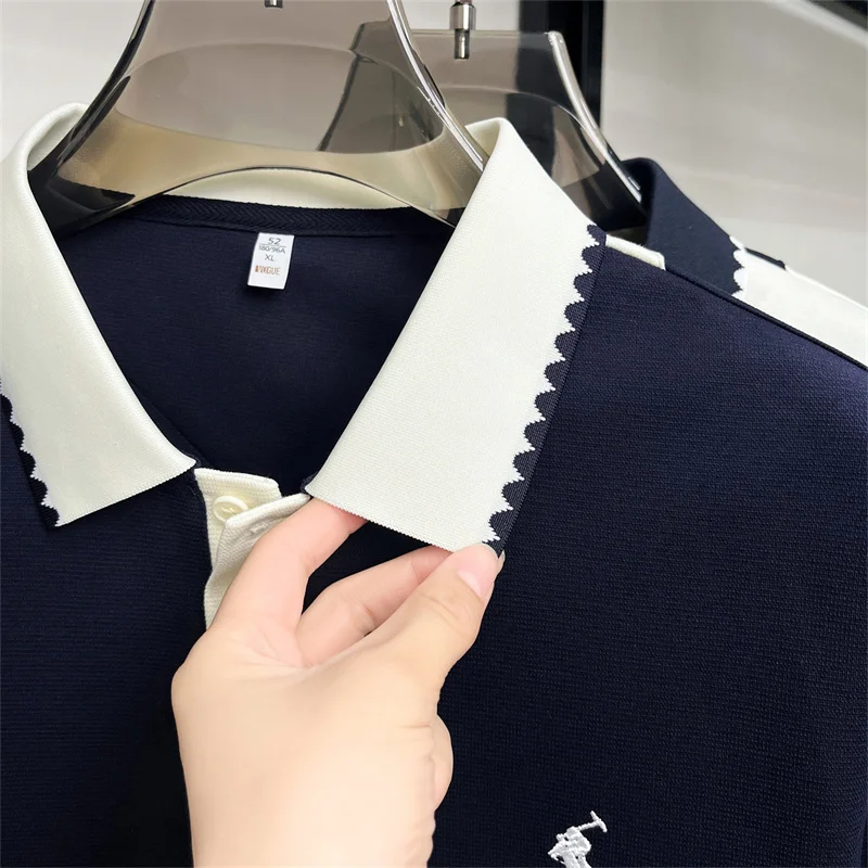 Herren-Poloshirt Neuer Sommer-Baumwoll-Freizeit-Kurzarm-T-Shirt Luxuriöses Besticktes Revers-Oberteil im Herren-Stil – Detail 3