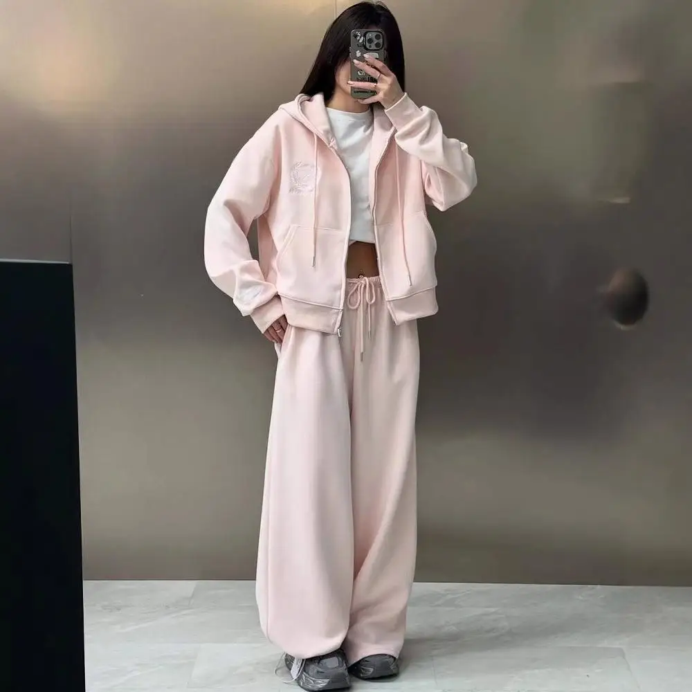 

Spring Summer Sportswear Set Women's New 2025 Hooded Sweatirt Embroidered Design Casual Thin Two-Piece Set Comfortable Fit