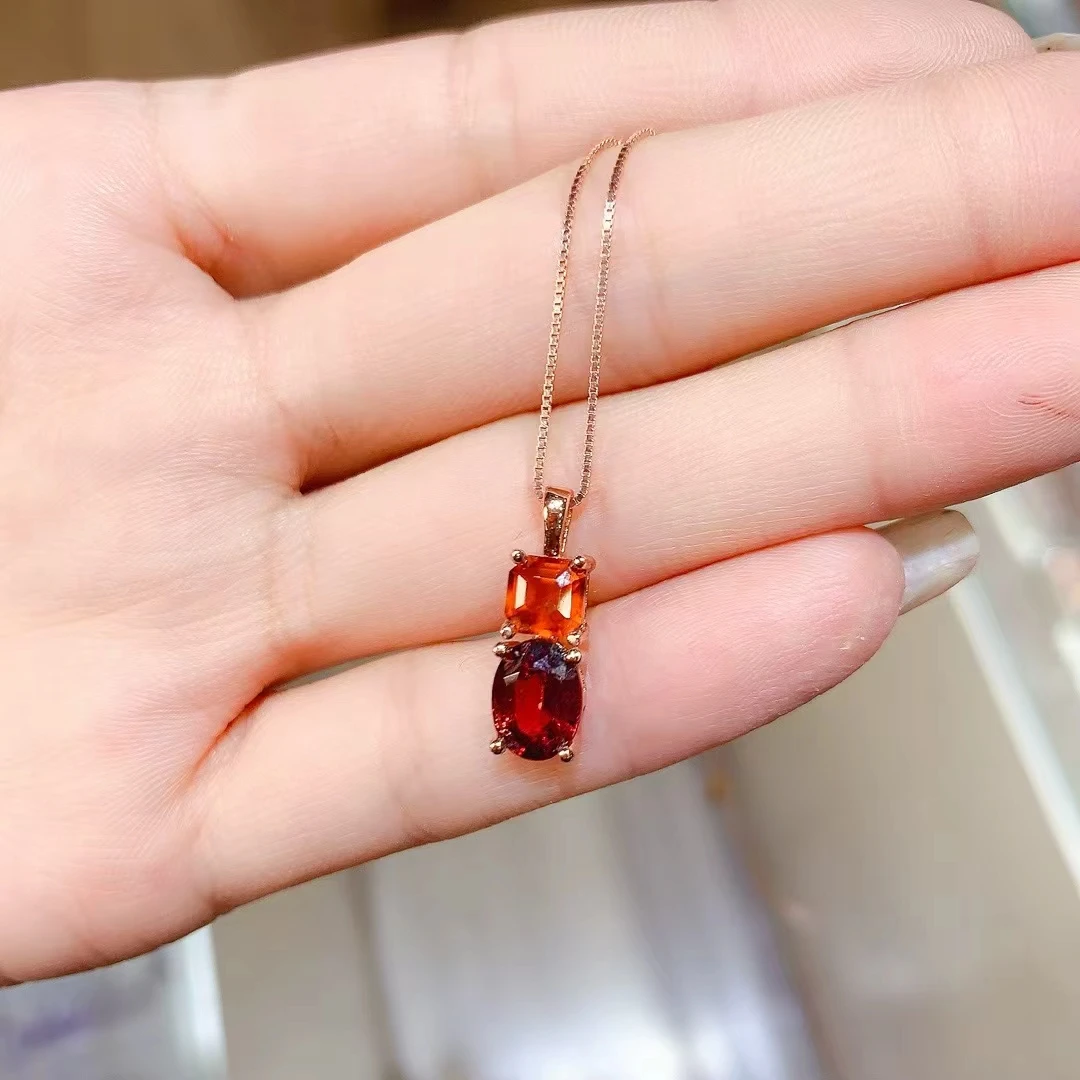 

KJJEAXCMY Natural Magnesium aluminium Garnet S925 silver exquisitely Pendant Full of luster Simple,elegant and high-end