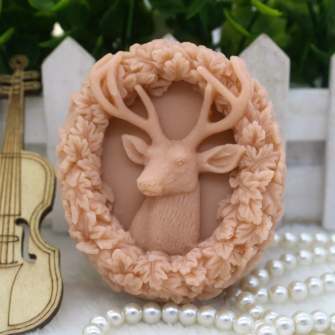 1pcs David's Deer with Leaves Lace (zx288) Food Grade Silicone Handmade Soap Mold Crafts DIY Mould