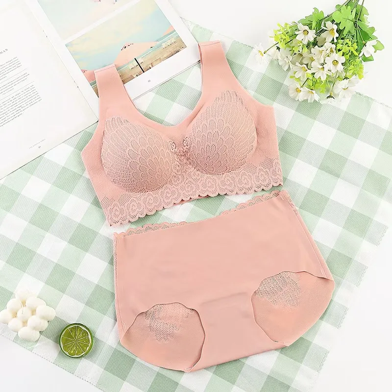 Pohodlná latexová podprsenka 4.0 s prsními vložkami, dámská spodní prádlo, bezdrátová, s řasením, braletka s kalhotkami, spodní prádlo 2dílné - náhled 2