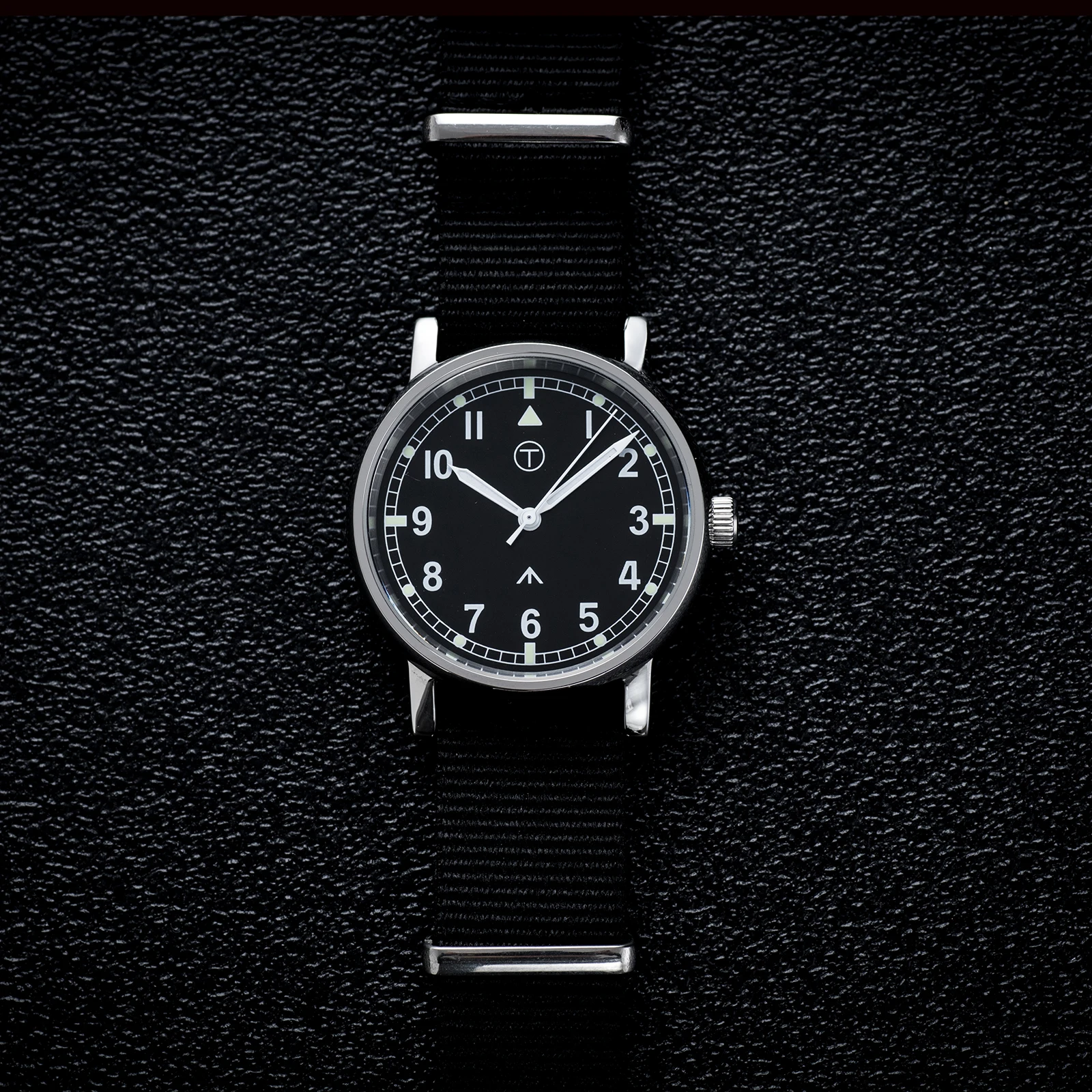 أزياء بسيطة الساعات الرياضية اليابان حركة الكوارتز ساعة اليد رجل الساعات للماء على مدار الساعة نمط جديد DD36MM