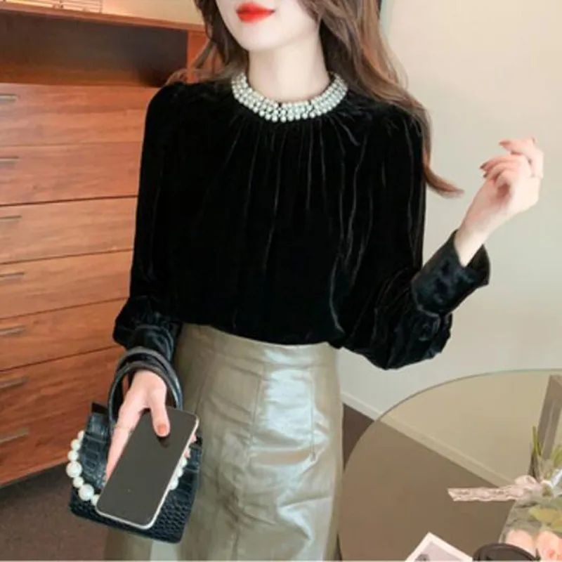 

Fashion Beaded Round Collar Black Velvet Shirt Women Elegant Bubble Long Sleeve Blouse Pullover Top q118