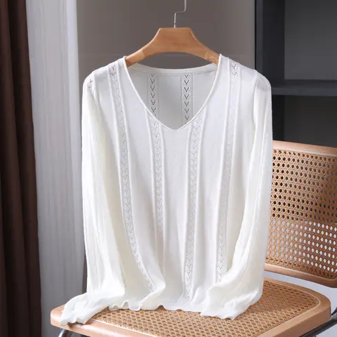 100% Fine-Spun Wool Knit Sweater For Women New Spring/Summer Collection V-Neck Peach-Hole Cutout Design Casual Sweater