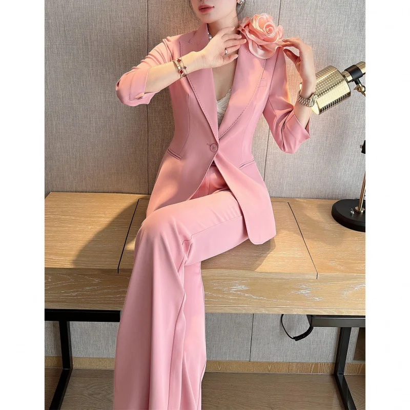 

High-end light luxury celebrity temperament design sense shoulder flower thin suit women's micro flared pants two-piece suit