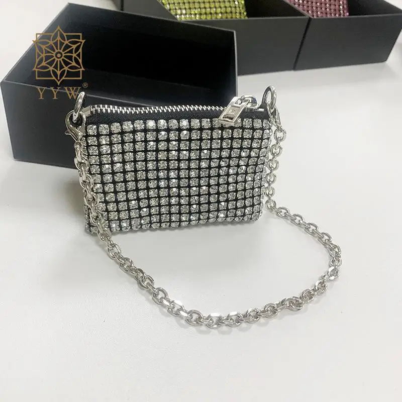 Mini Diamond Bag Full Of Rhinestone Crossbody Bags Glitter Crystal Chains Shoulder Bag Party Bags For Women Prom Famous Design