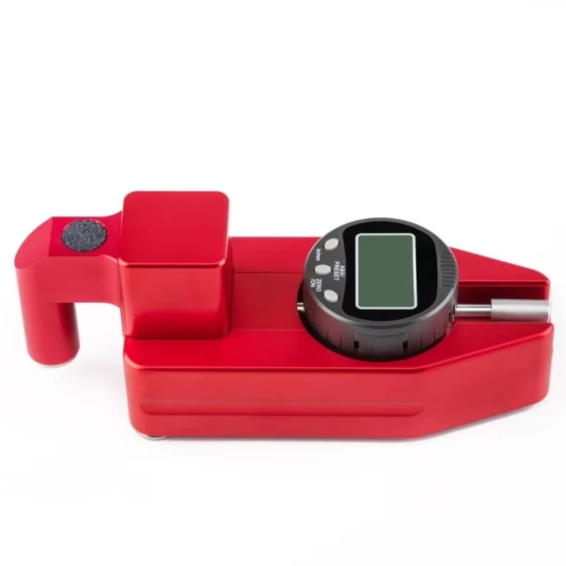 

Road sign thickness gauge for digital road sign thickness detection