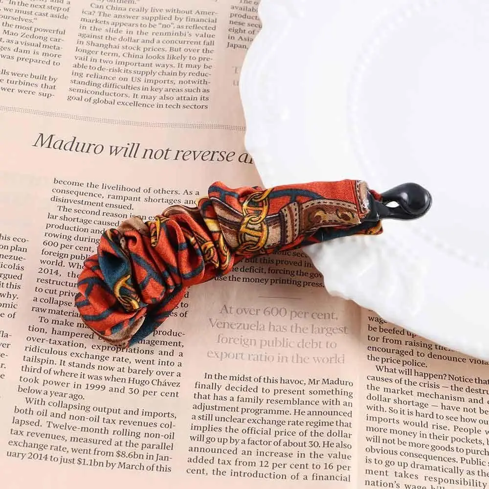 

Vintage Sweet Party Temperament Resin Crinkled Vertical Clip Korean Style Hair Wear Women Hair Accessories Fabric Banana Clip