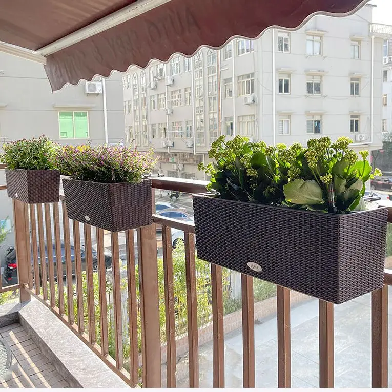 

Resin Hanging Flower Pot for Balcony Garden Decoration Wall Mounted Plant Bracket Rectangular Planter