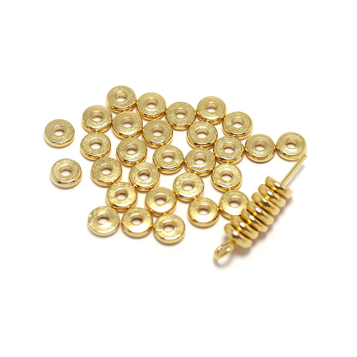 30Pcs Platte Schijf Kralen Spacers,24K Vergulde Messing Schijf Spacers Kralen, oorbel Bevindingen Sieraden Benodigdheden 4.3x1.4mm