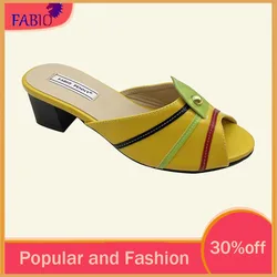 Nuove pantofole da donna in stile italiano multicolori di medie e da donna casual da festa accogliente