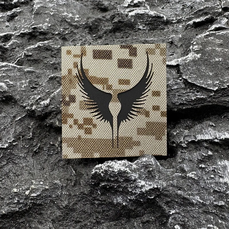 

Светоотражающий ИК-значок One Wing, светящийся персонализированный креативный нагрудный значок с лазерной гравировкой, с застежкой-липучкой на спине, подходит для сумок, рюкзаков, жилетов и одежды