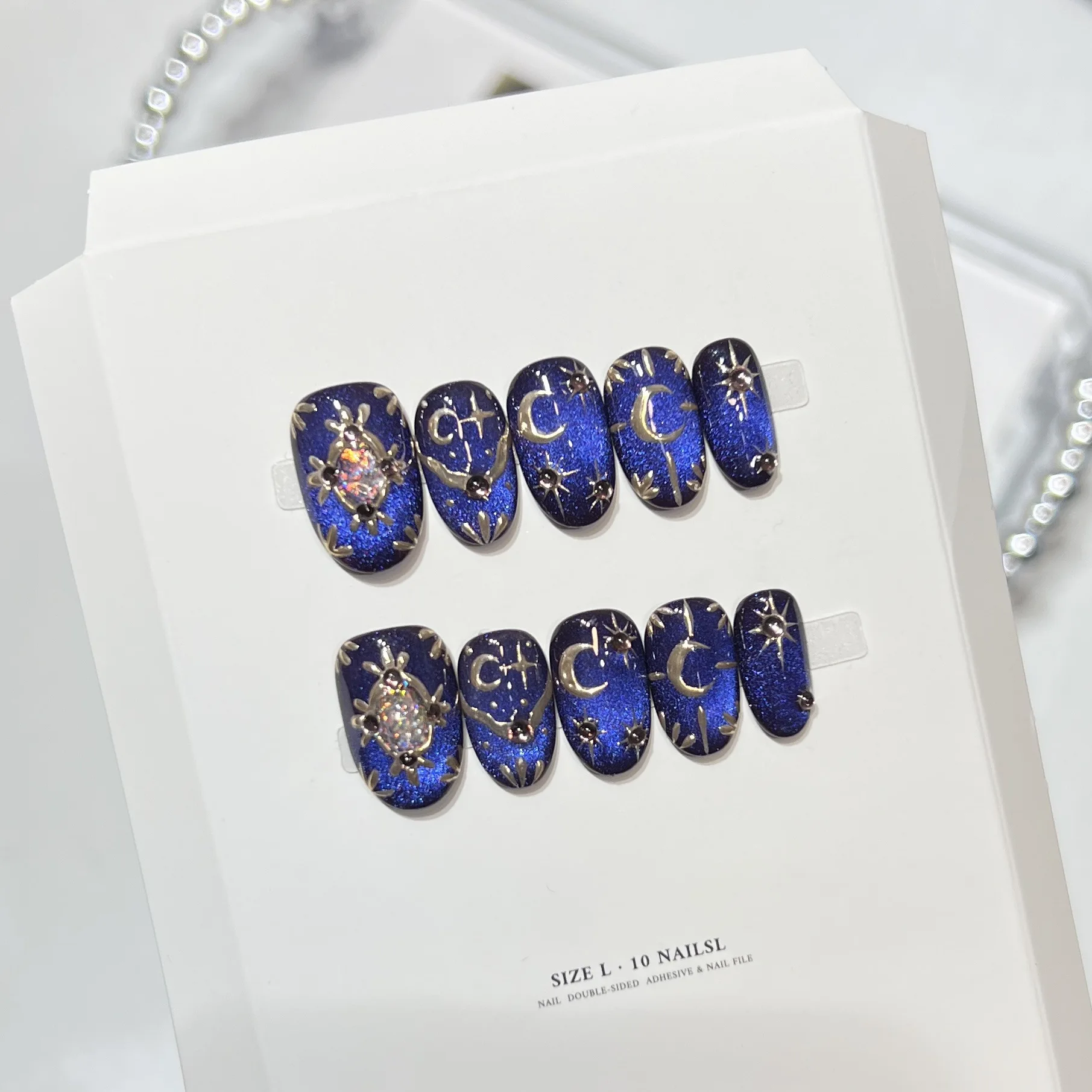 

10pcs Handmade Short Oval Press On Nails Shiny Deep Blue Cat Eyes Star Moon Design Sweet Cool Fake Nails Wearable Nails Art Tips