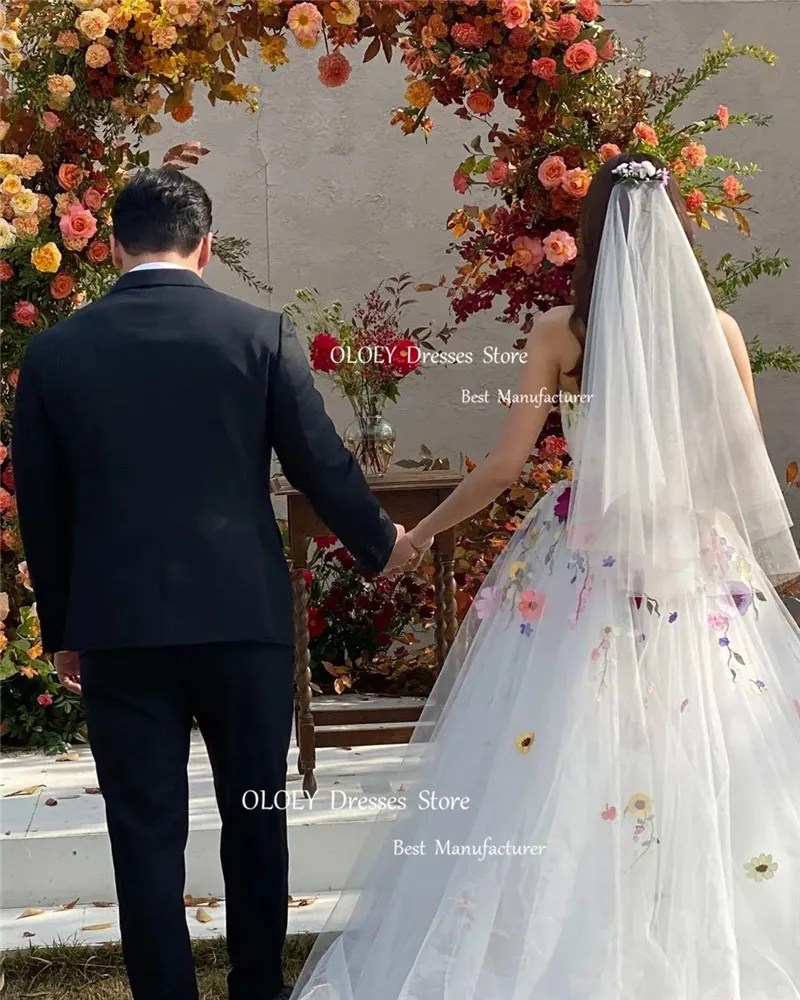 OLOEY-vestidos de novia de línea A con flores blancas, corsé sin tirantes para sesión de fotos de Corea, tren de barrido trasero, vestidos de novia para jardín