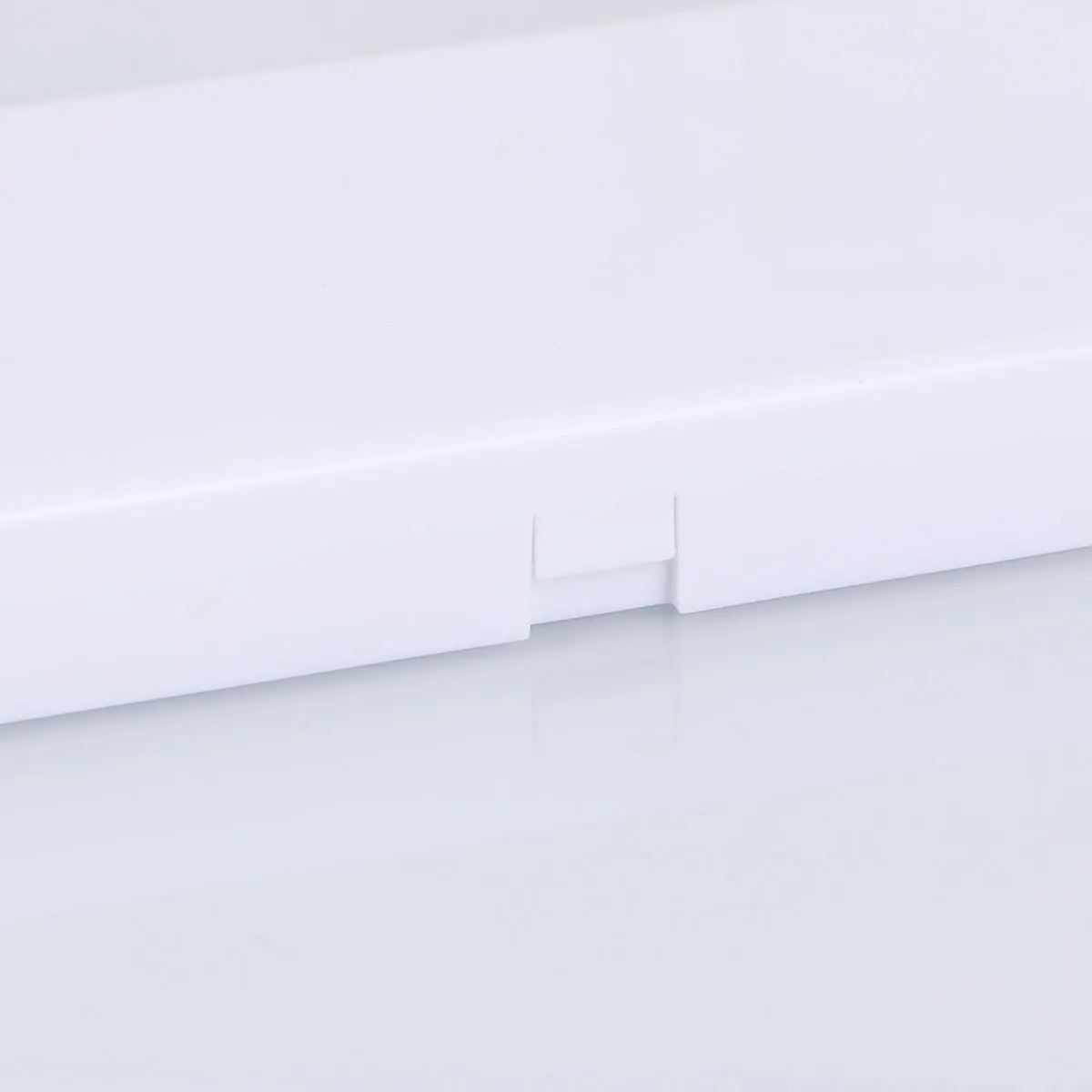 

Watercolor Paint Box with Wells Thick Molded Plastic Durable Hard Lid Keeps Paint Wet Separates Wells Suitable for Gouache