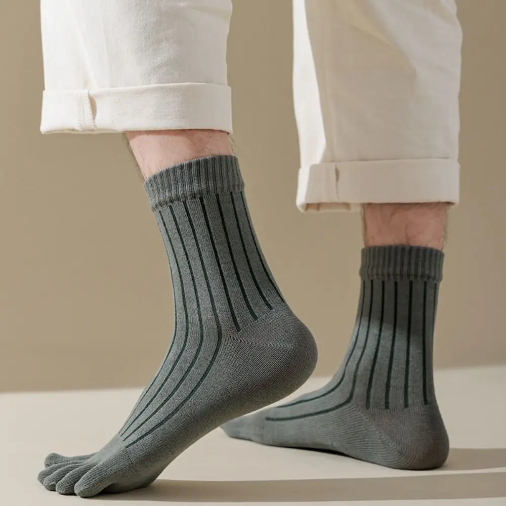 

2Pairs Stripe Five Finger Socks Solid Color Simple Men's Cotton Socks Hosiery Business Stockings Five Toe Socks Autumn