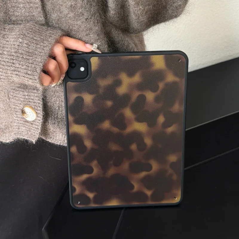 

iPadSuitable for single-shell brown amberiPad mini6(8.3Inch)Minimalist tablet caseiPad Pro/Air3(10.5Inch)New Anti-FalliPad Air5(