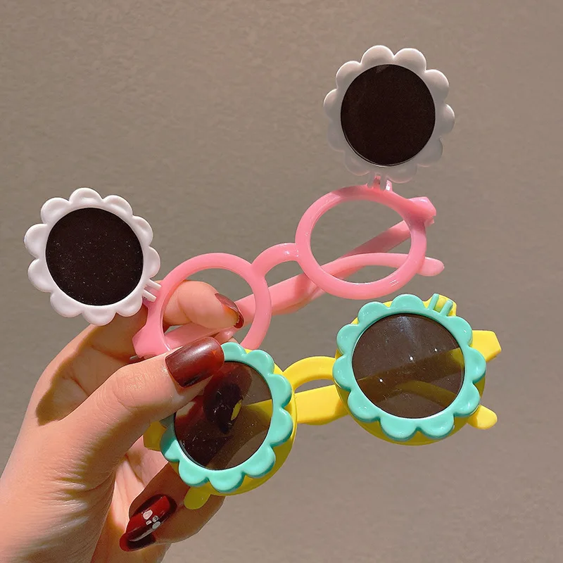 Cute Children\'s Sunglasses Cartoon Sunflower Flip Glasses Funny Outdoor UV400 Protention Eyeglasses Driving Goggles Kid Gifts