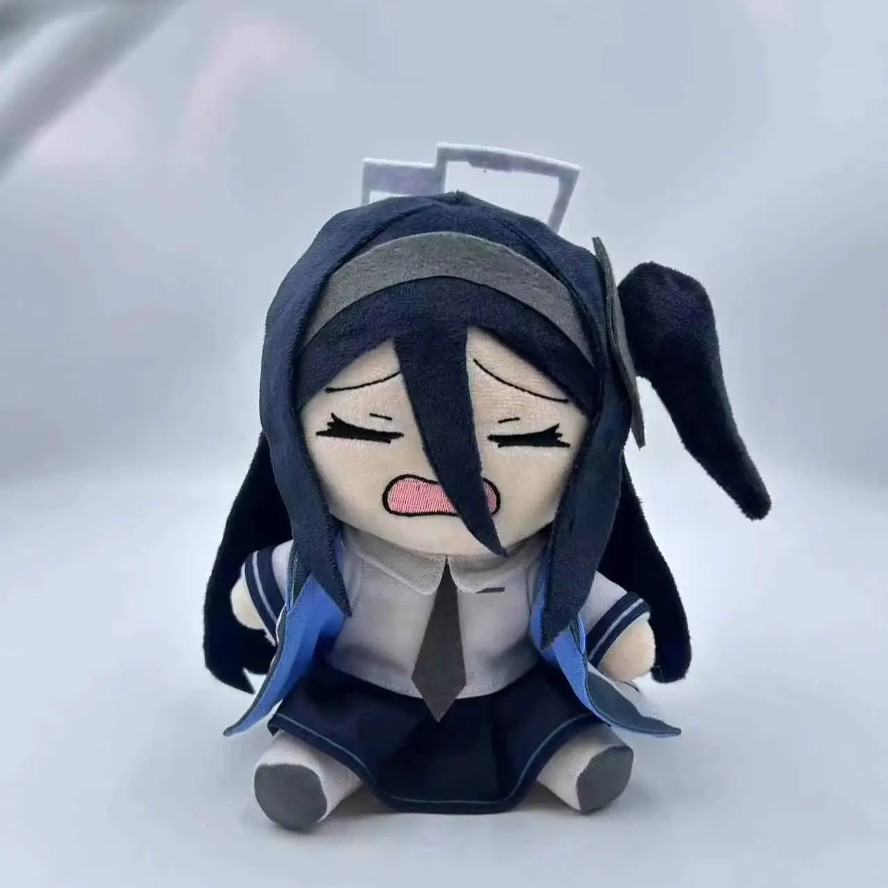 

Новый аниме Синий Архив Fumo Tendou Arisu Girl Косплей 20 см Мягкая плюшевая кукла Игрушки Фигурки Плюшевая подушка Забавный подарок на день рождения