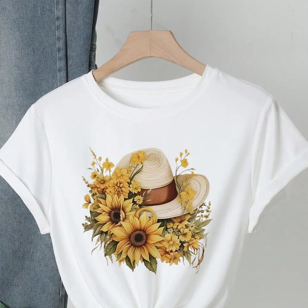 Sunflower Print Round Neck T-Shirt, Casual Loose Fit Short Sleeve Summer T-Shirt Top, Women White