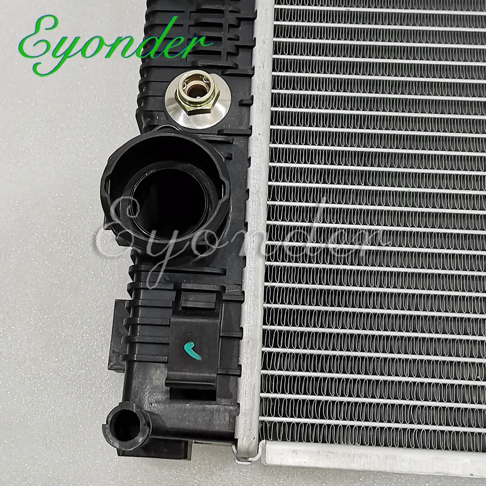 Cooling Radiator for MERCEDS BENZ W204 S204 C204 X204 W212 C207 A2045001203 A2045003703 2045003103 A2045003103 2045003603