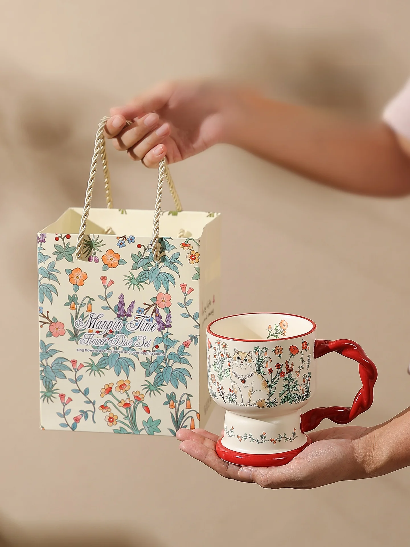 Retro Oil Painting Style Ceramic Mugs Women's Handmade Gifts Coffee Cups Small Office Water Cups Single Ear Handle Design