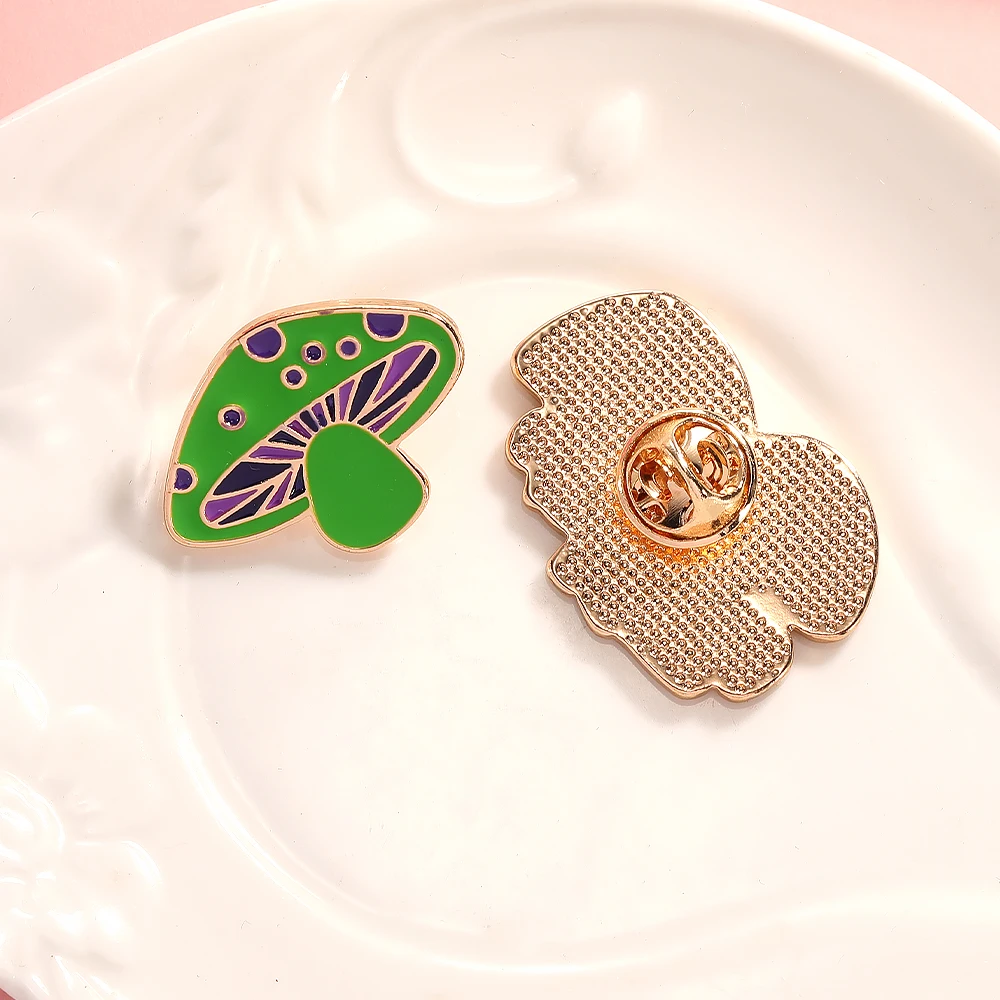 Colorful Mushroom Collection Enamel Brooches Cute Agaric Golden Pins For Backpack Bag Hat Jewelry Decoration