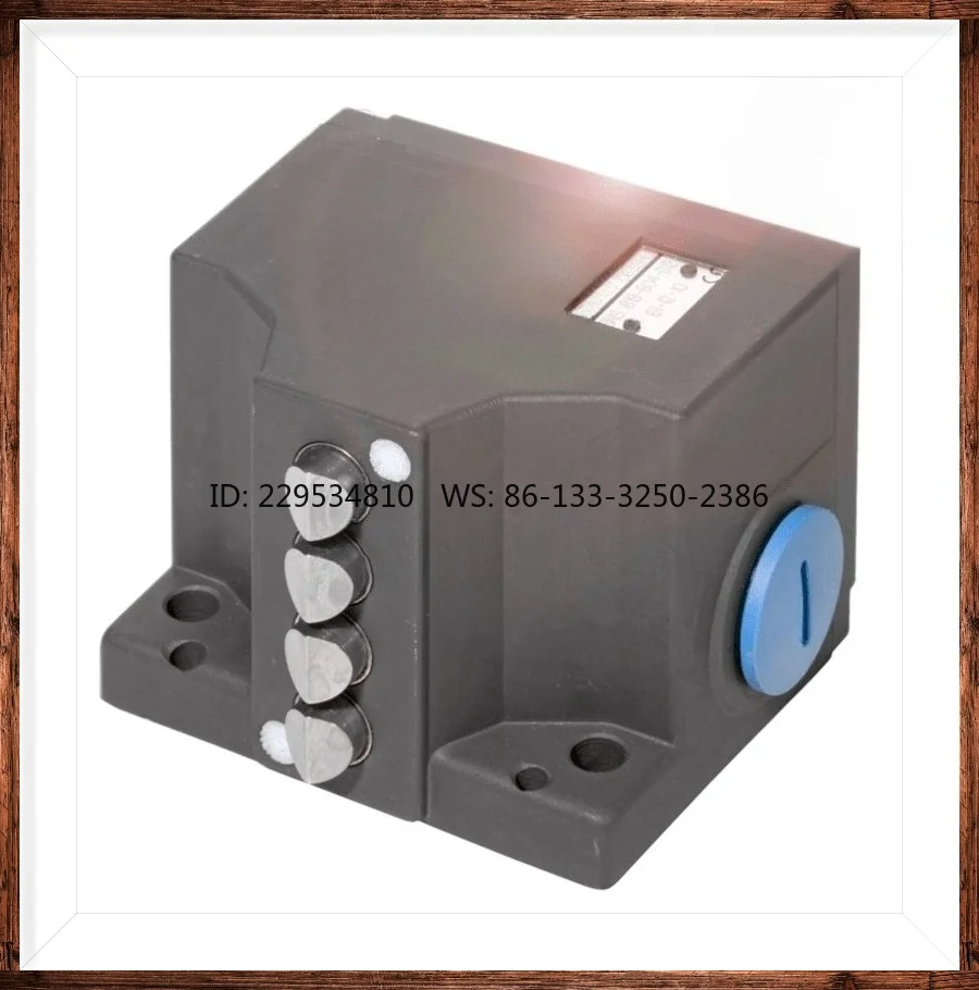 BNS026R BNS 819-B02-D12-61-12-10 Limit Sensor new