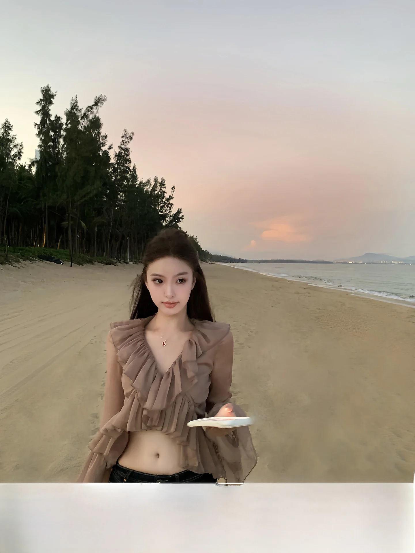 

Женский кардиган Pure Desire Evening Glow с кружевной отделкой, приталенный, с длинными рукавами, V-образным вырезом, плиссированный, для весны