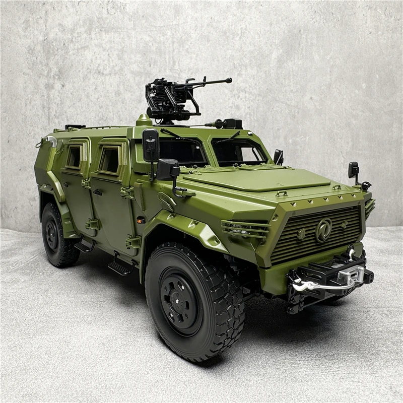 1:18 Military Alloy Armored Car Model Diecasts Metal Off-road Vehicles Tank Explosion Proof Car Model Sound Light Kids Toys Gift