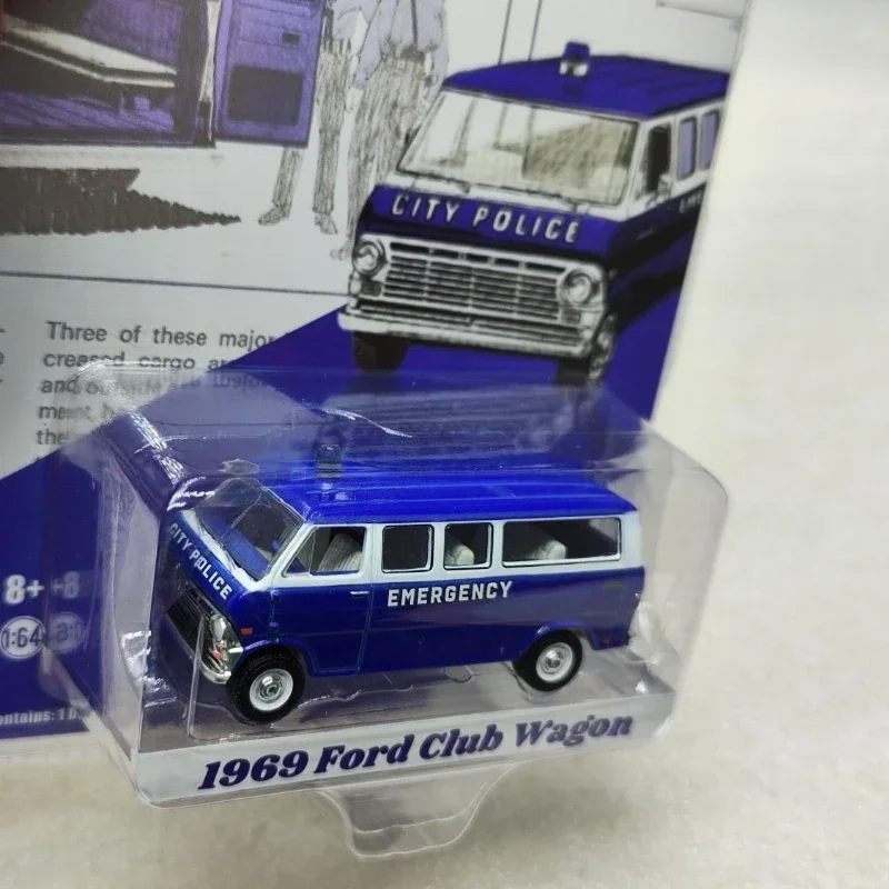 1:64 1969 Ford Club Wagon police car High Simulation Diecast Car Metal Alloy Model Car kids toys collection gifts W620